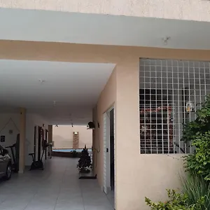 Bonito E Feliz Quarto em Acomodações Particulares Recife